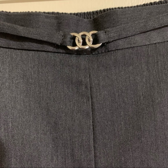 Dress Barn Woman Pleated Front Gray Straight Pullon Elastic Waist. Plus size 16W - Picture 2 of 5